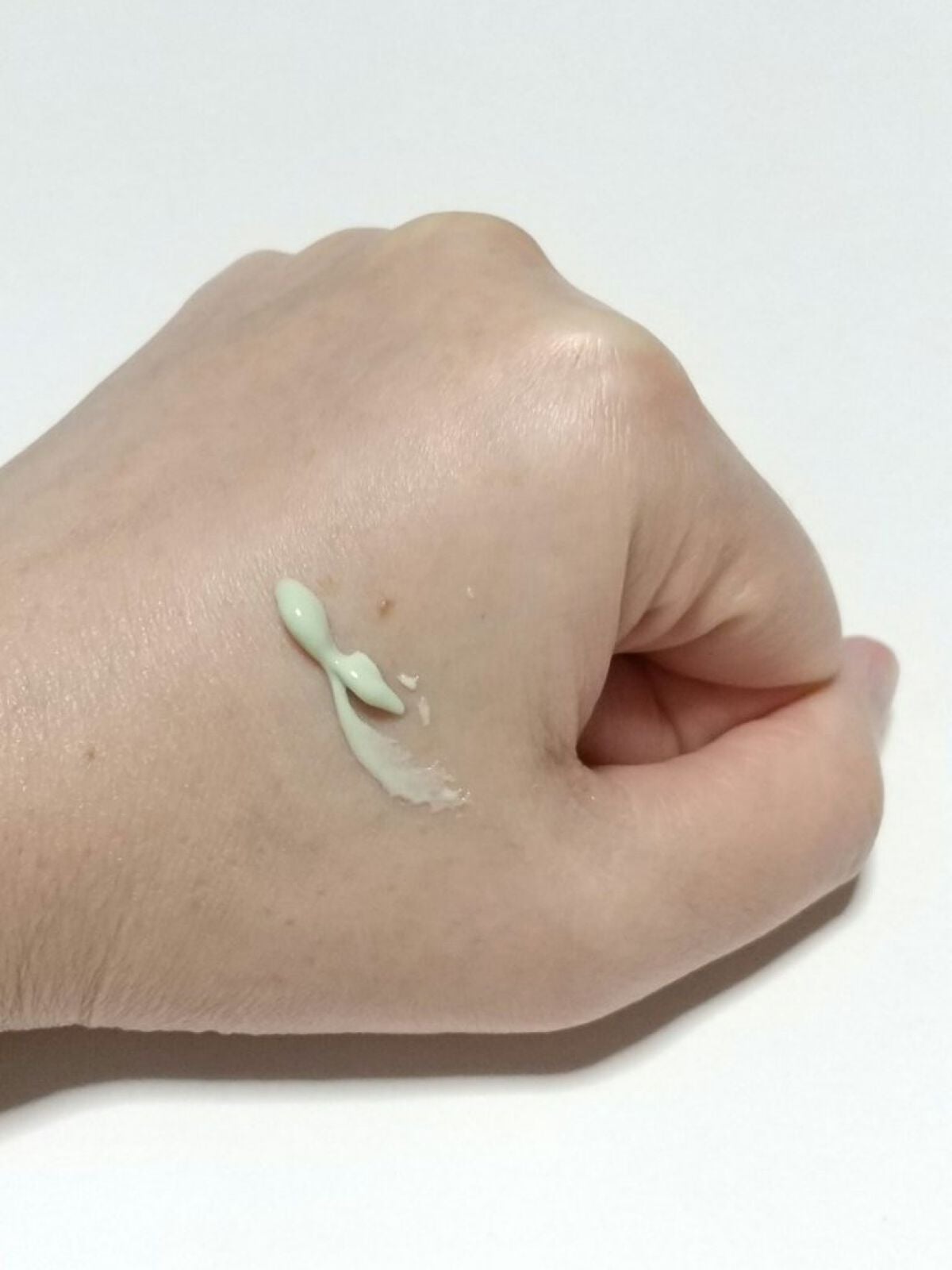 マーメイドスキンジェルUV/キャンメイク/日焼け止めジェルを使ったクチコミ(2枚目)