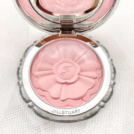 ジルスチュアート パステルペタル ブラッシュ 02 baby tulip/JILL STUART/パウダーチークを使ったクチコミ(1枚目)