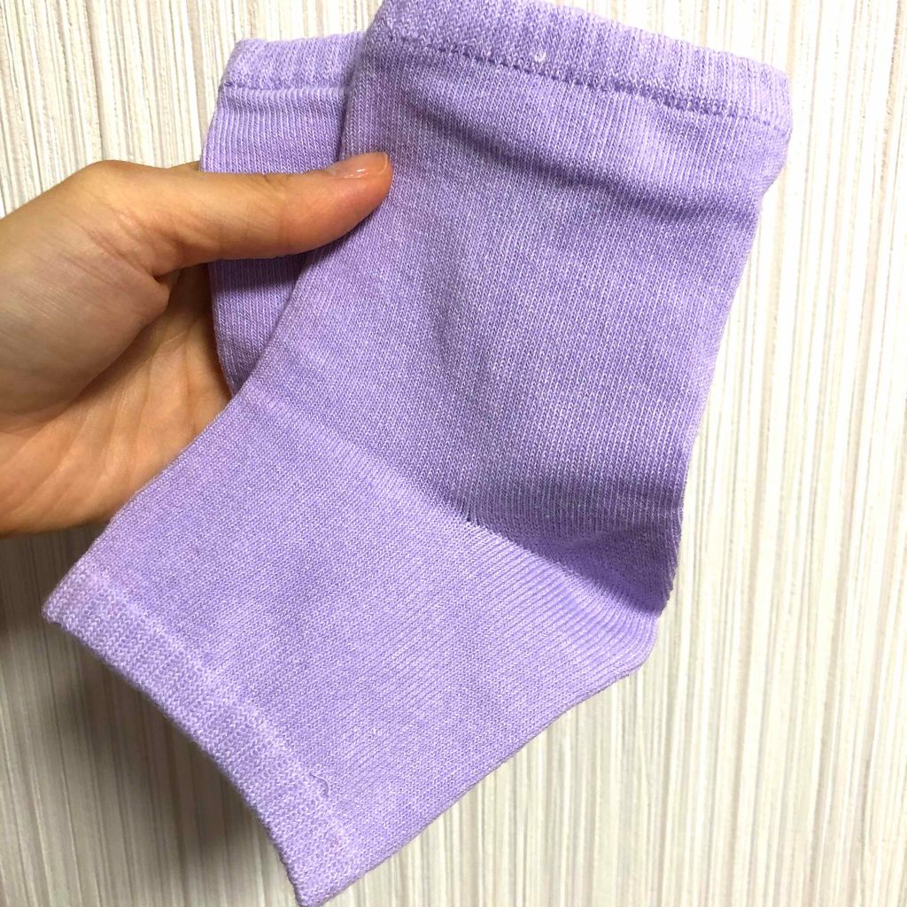 つるすべ かかと保湿サポーター/DAISO/レッグ・フットケアを使ったクチコミ（2枚目）
