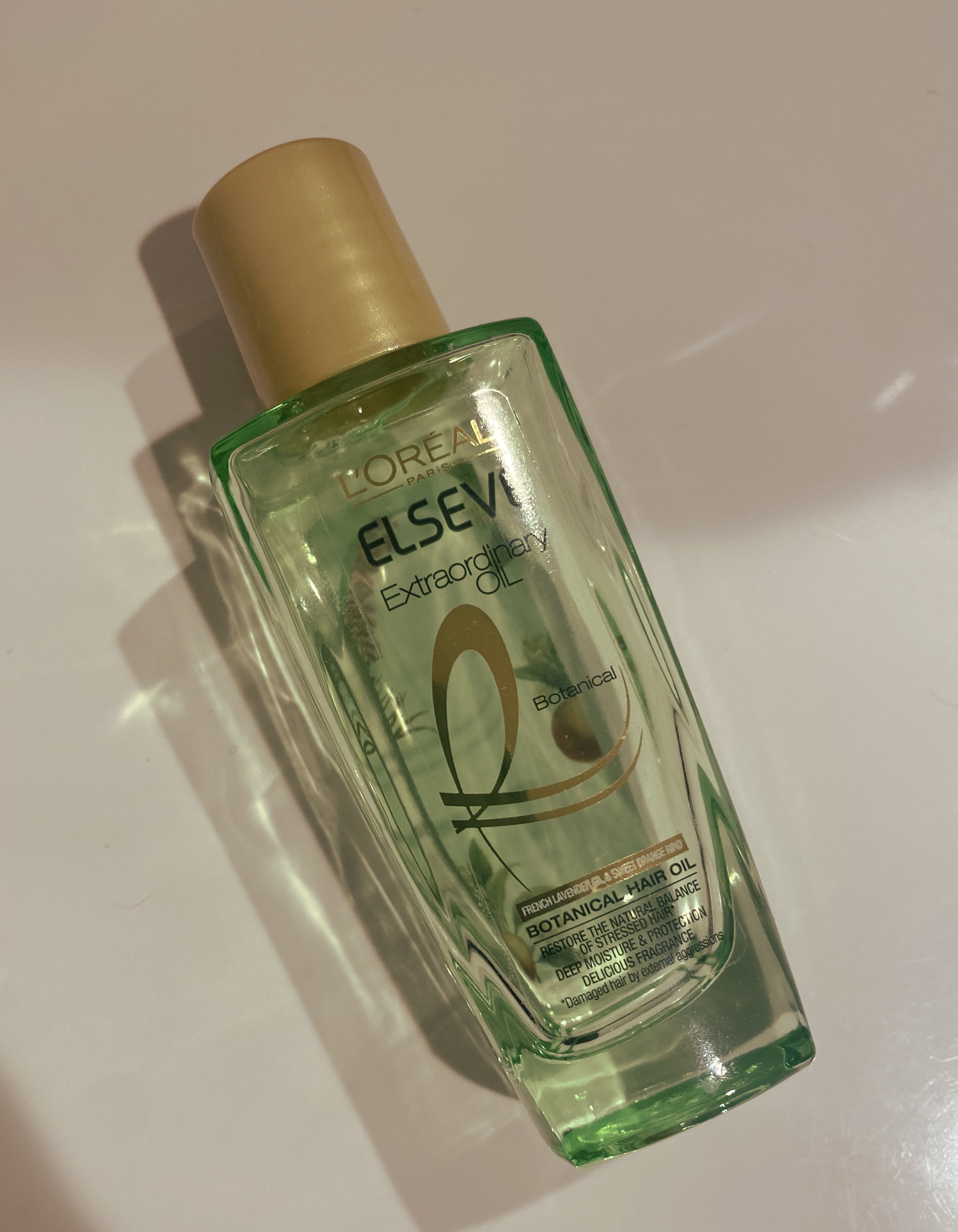 エクストラオーディナリーオイル ボタニカルオイル 本体 100mL/ロレアル パリ/ヘアオイルを使ったクチコミ（1枚目）