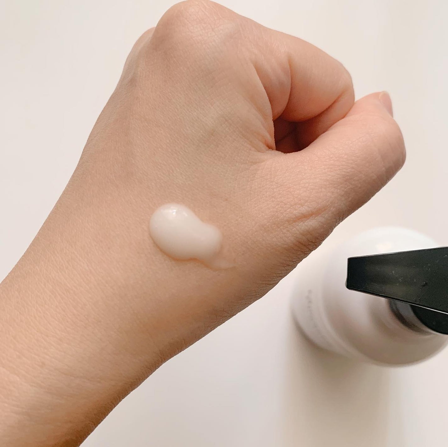 さとこ| アラフォーの垢抜け美容発信 on LIPS 「子育て中や妊娠中のスキンケアにオススメ!今月から無事安定期に入..」(4枚目)