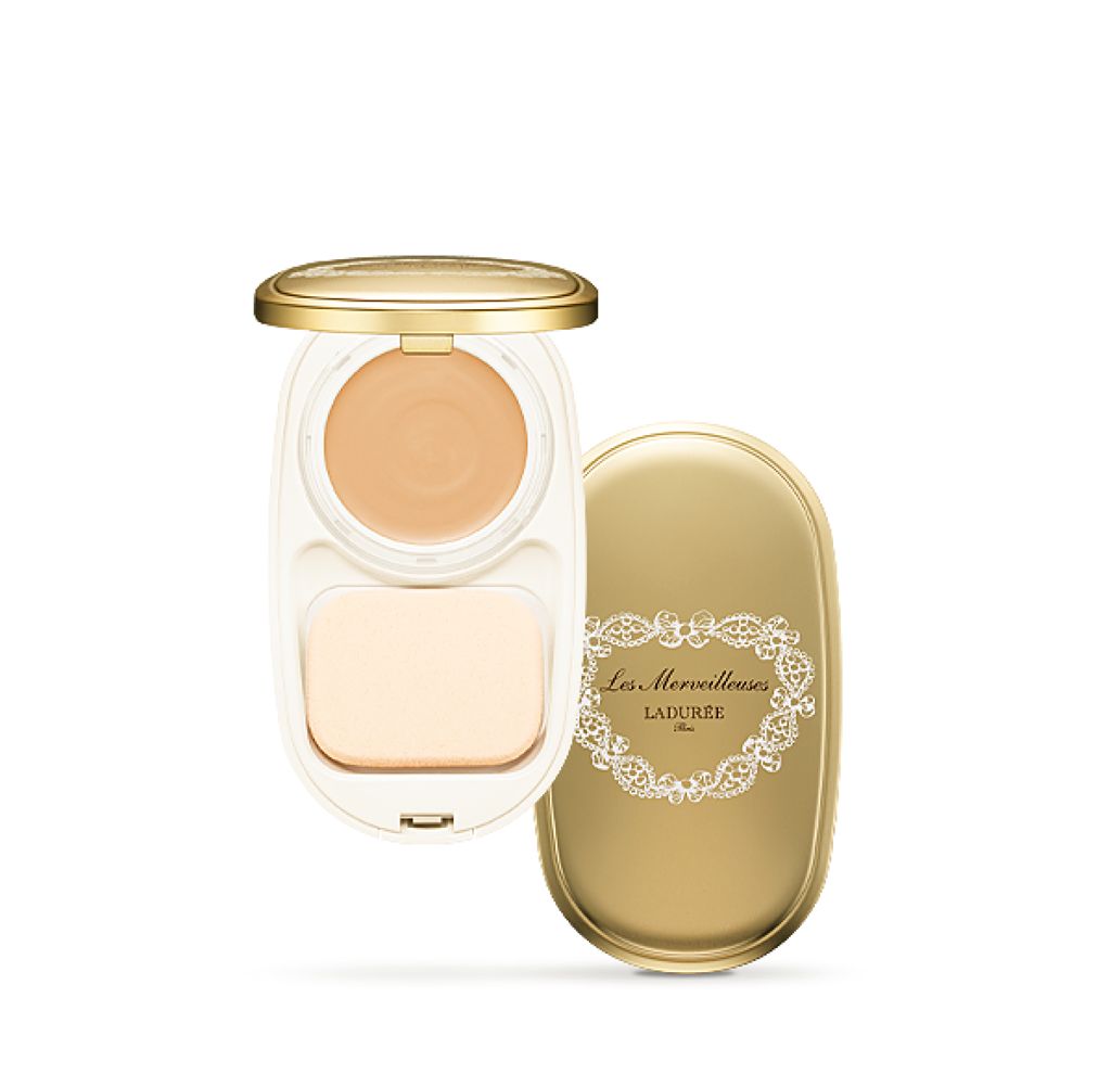 レ・メルヴェイユーズ ラデュレ モイスチュアライジング クリーム コンパクト ファンデーション