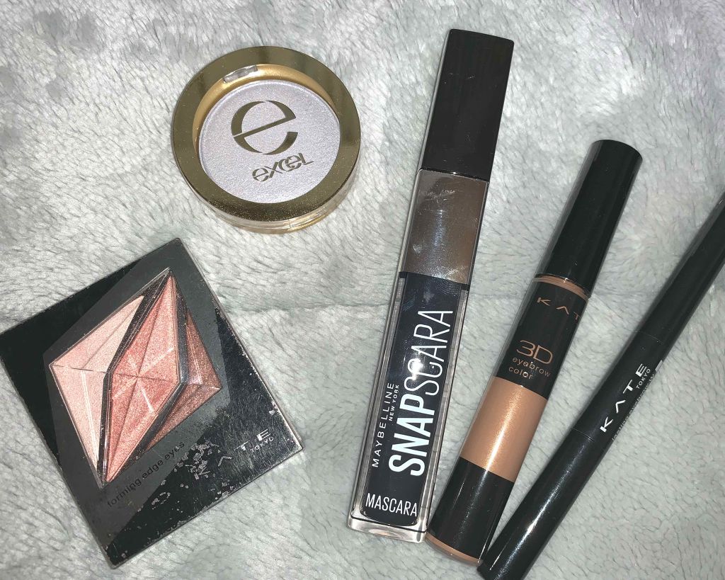 シャイニーシャドウ N/excel/単色アイシャドウを使ったクチコミ(3枚目)