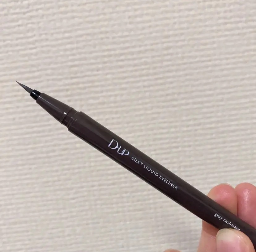 シルキーリキッドアイライナーWP/D-UP/リキッドアイライナーを使ったクチコミ（1枚目）