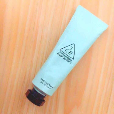 3CE    

back to baby make up base ミントグリーン

伸びがいい印象🙆🏼
肌が白くてツヤのある感じになります
カバー力あるので使ってます
この色は結構白くなるので塗りす