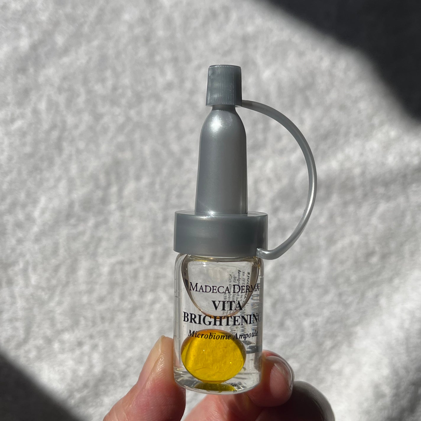 ビタブライトニング マイクロバイオームアンプル/マデカダーマ/美容液を使ったクチコミ(6枚目)