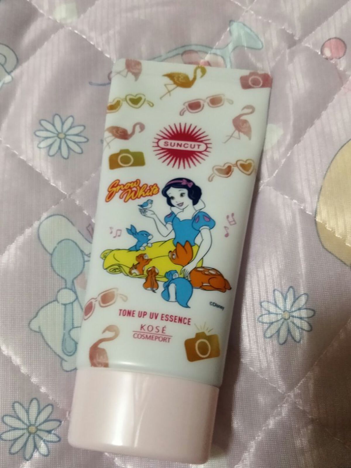 トーンアップUV エッセンス ピンクフラミンゴ/サンカット®/日焼け止めローションを使ったクチコミ（3枚目）