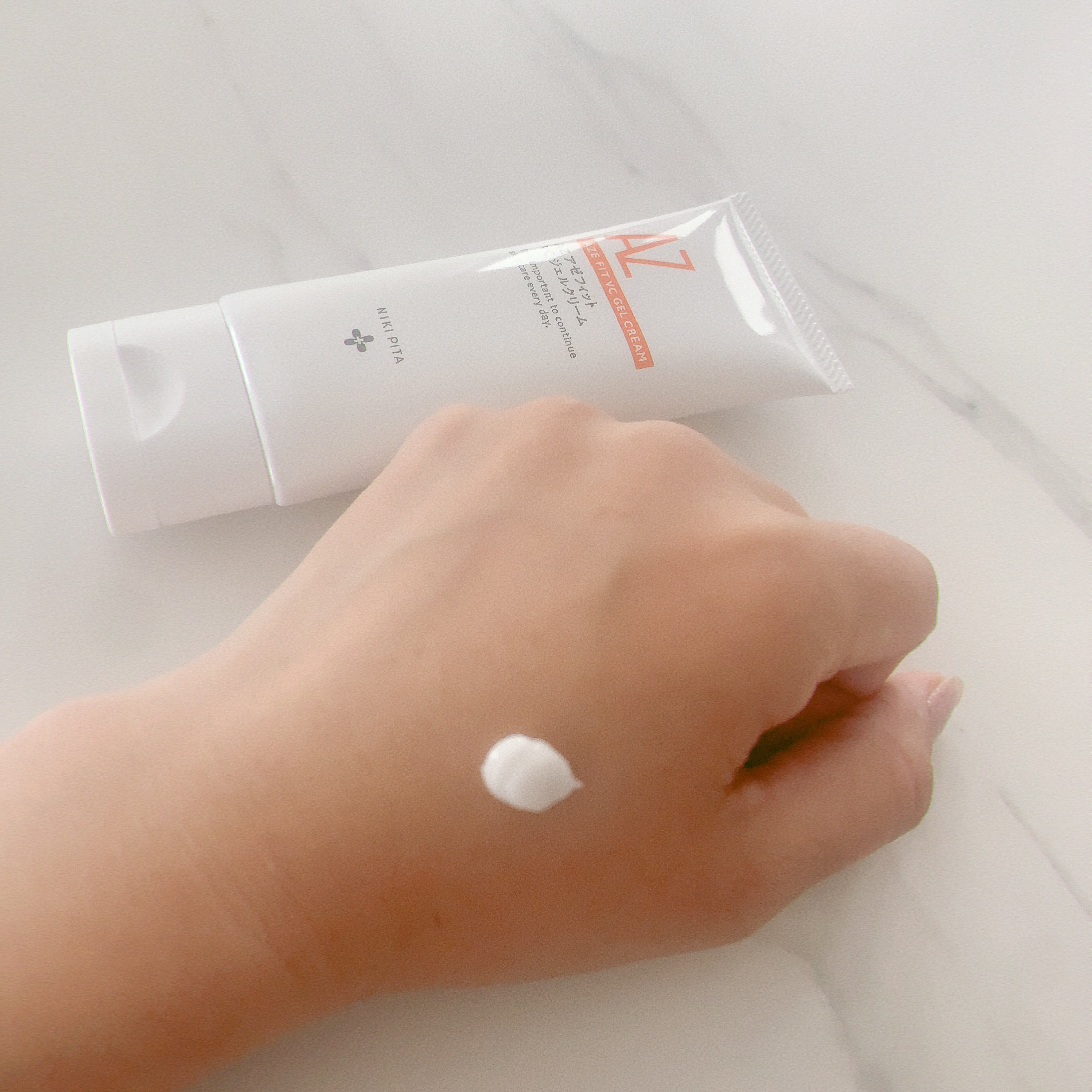 アゼフィット VC ジェルクリーム/NIKI PITA/フェイスクリームを使ったクチコミ（3枚目）