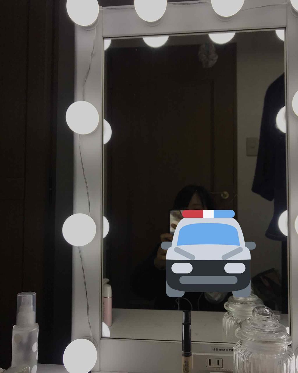 コ on LIPS 「女優ライト!!最近よくインスタとかで見ません??可愛いな〜でも..」(1枚目)