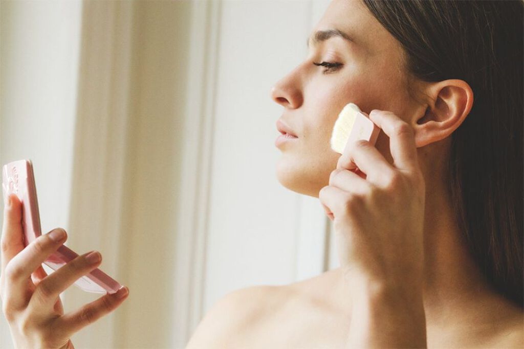 ヴェール ファンデーション/PAUL & JOE BEAUTE/パウダーファンデーションを使ったクチコミ(4枚目)