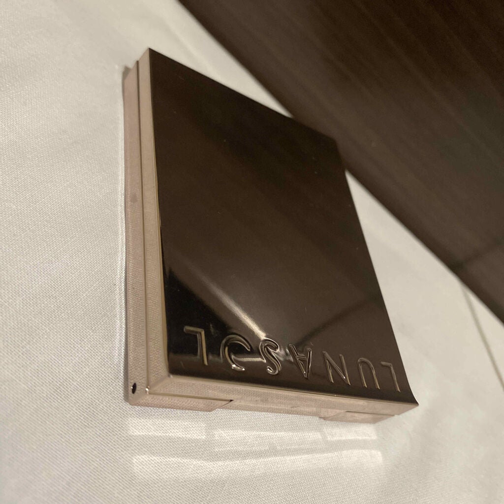 アイカラーレーション/LUNASOL/アイシャドウパレットを使ったクチコミ(1枚目)