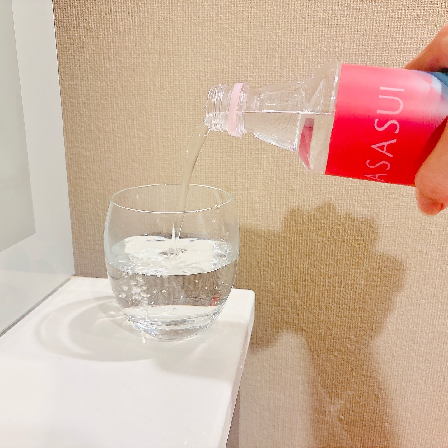 ASASUI アサスイ　シリカ水 500ml 24本×2セット ASASUI-アサスイ-｜ASASUIの口コミ - \オシャレなシリカ水で気分