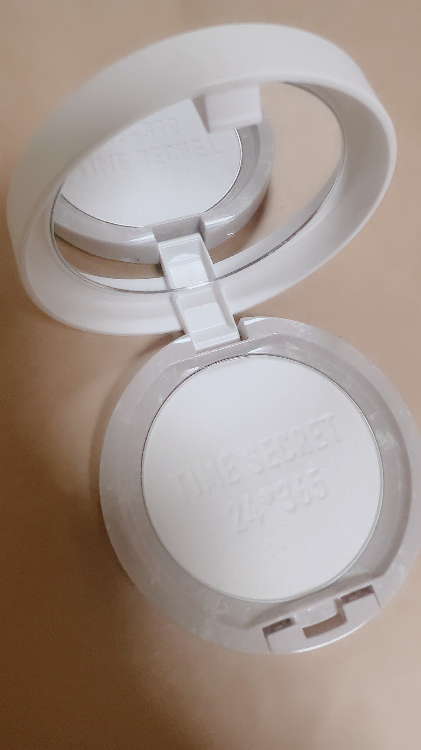 ミネラル 薬用プレストクリアベール/TIME SECRET/プレストパウダーを使ったクチコミ（2枚目）