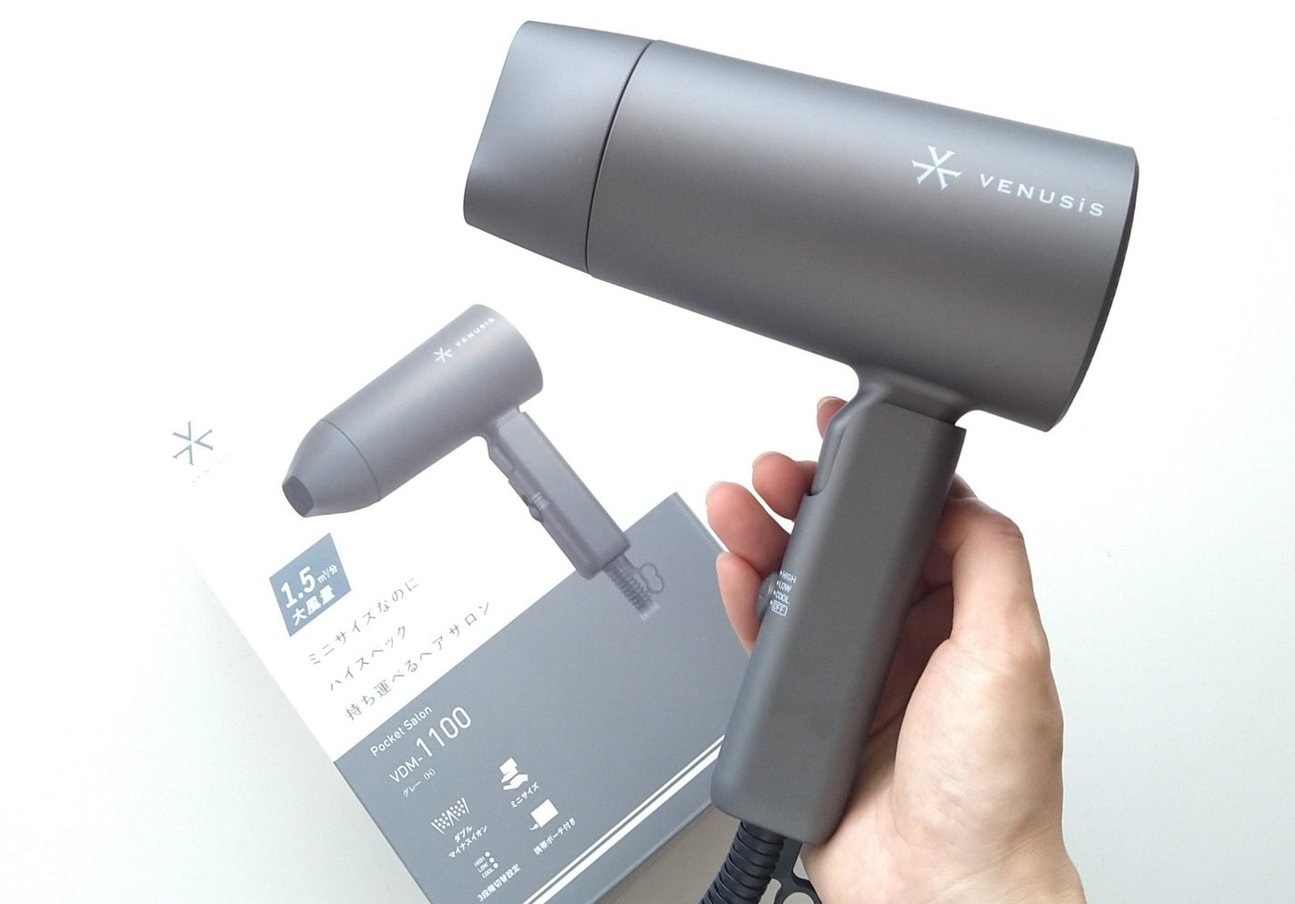 マイナスイオンミニドライヤー VDM-1100/VENUSiS/ドライヤーを使ったクチコミ(2枚目)