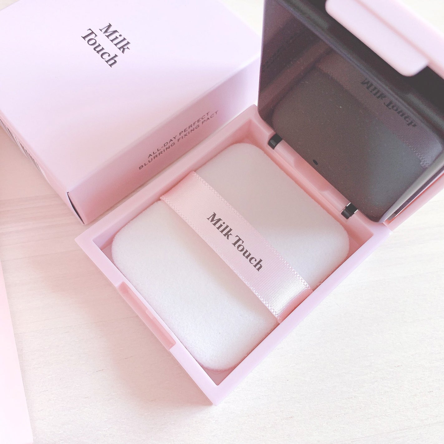 オールデイパーフェクトブラーリングフィクシングパクト/Milk Touch/プレストパウダーを使ったクチコミ(3枚目)