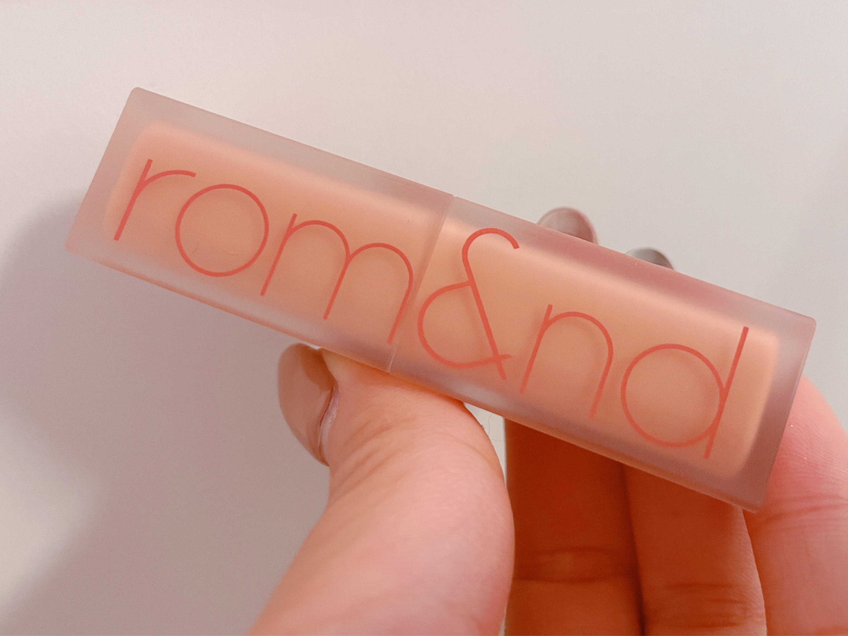 ゼロマットリップスティック 23 ラディーヌード(Ruddy Nude)/rom&nd/口紅を使ったクチコミ（1枚目）