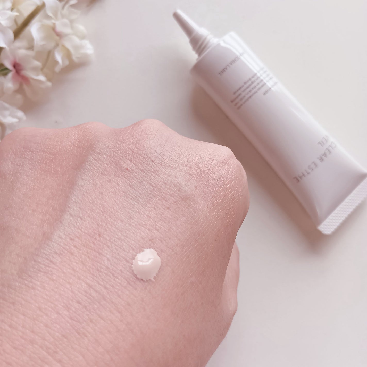 薬用クリアエステヴェール/Macchia Label/リキッドファンデーションを使ったクチコミ(4枚目)