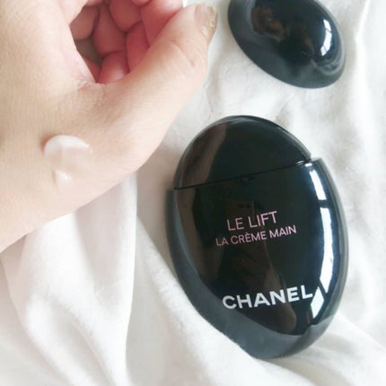ル リフト ラ クレーム マン/CHANEL/ハンドクリームを使ったクチコミ(2枚目)