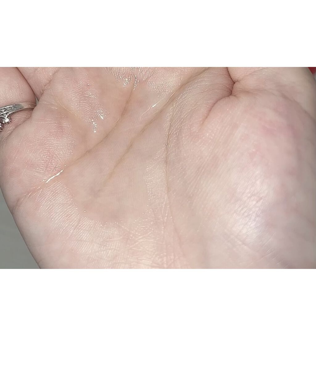 CCオイル/エッセンシャル/ヘアオイルを使ったクチコミ（2枚目）