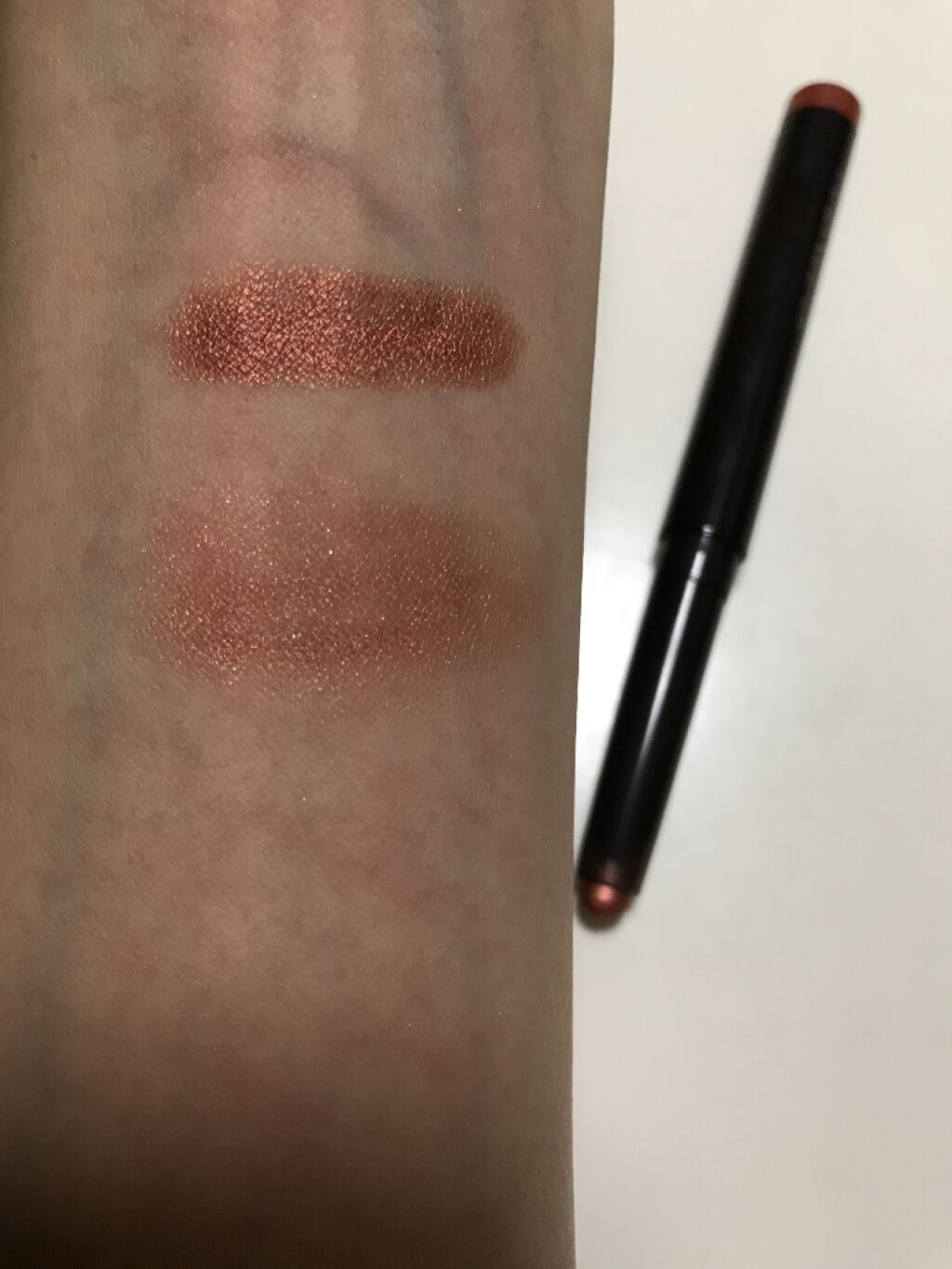 キャビアスティック アイカラー 2016 DESERT SAND/ローラ メルシエ/スティックアイシャドウを使ったクチコミ（2枚目）