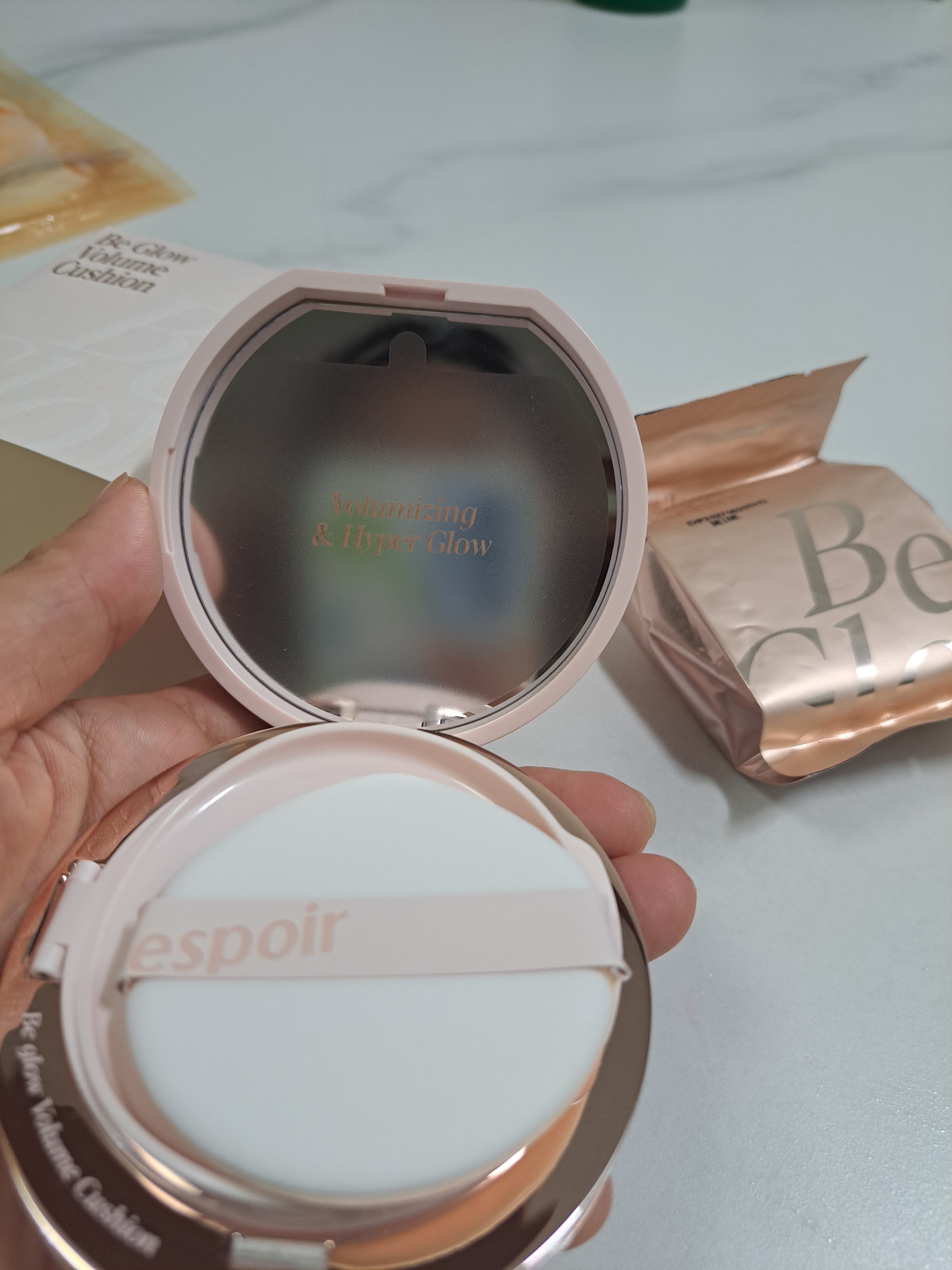 エスポア ビーグロー ボリュームクッション/espoir/クッションファンデーションを使ったクチコミ（3枚目）