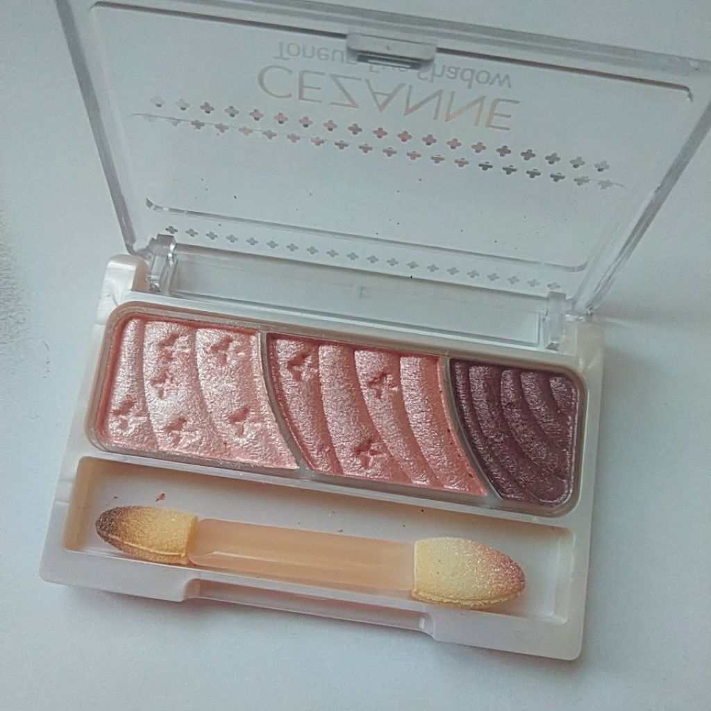 トーンアップアイシャドウ/CEZANNE/アイシャドウパレットを使ったクチコミ(2枚目)