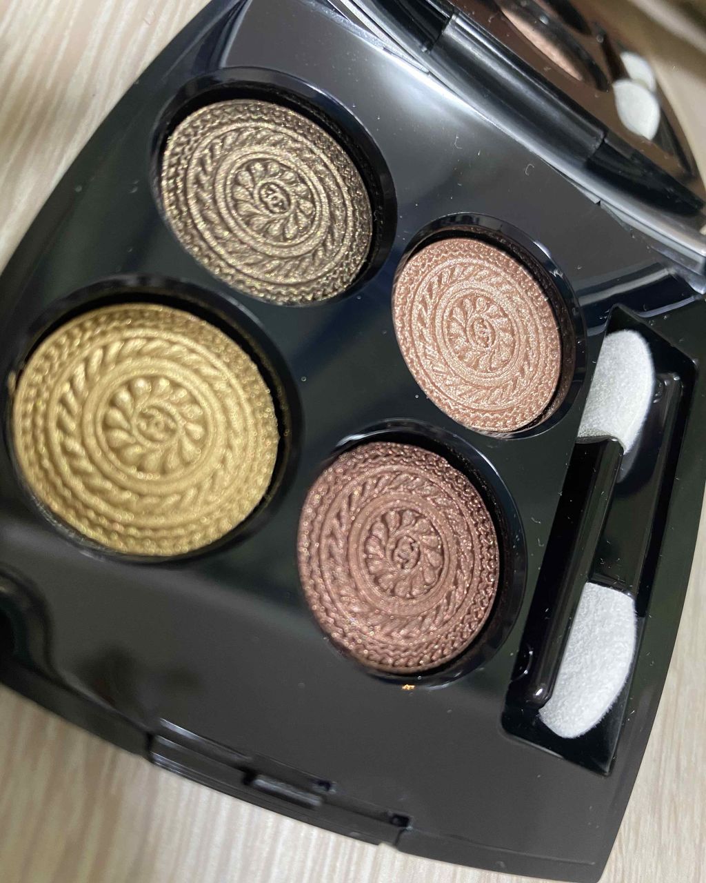 レ キャトル オンブル/CHANEL/アイシャドウパレットを使ったクチコミ（1枚目）