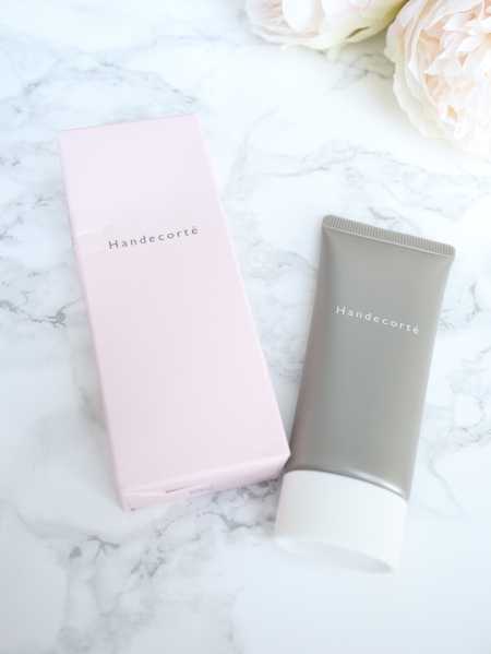 ハンデコルテ/キユートピア/ネック・デコルテケアを使ったクチコミ（1枚目）