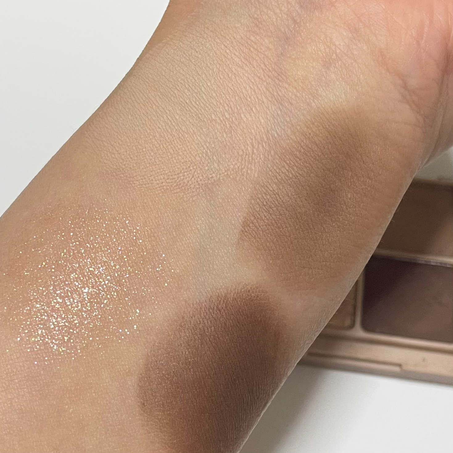 ベターザンアイズ/rom&amp;nd/アイシャドウパレットを使ったクチコミ（3枚目）