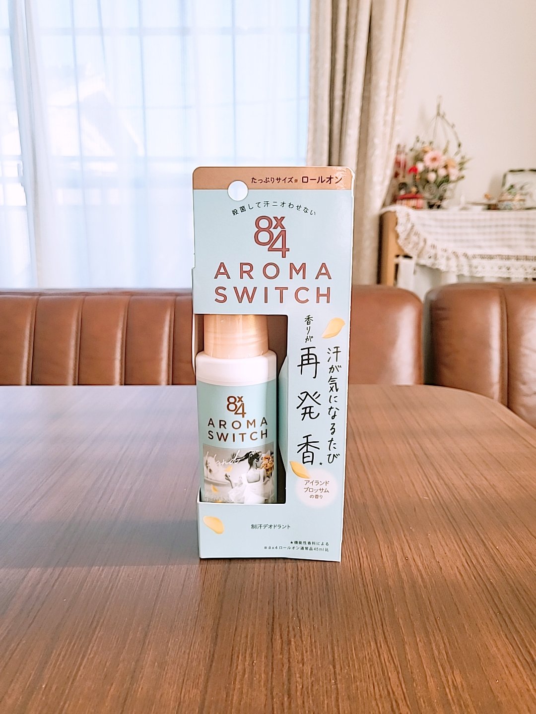8x4 アロマスイッチ ロールオン アイランドブロッサムの香り/８ｘ４/デオドラント・制汗剤を使ったクチコミ（1枚目）