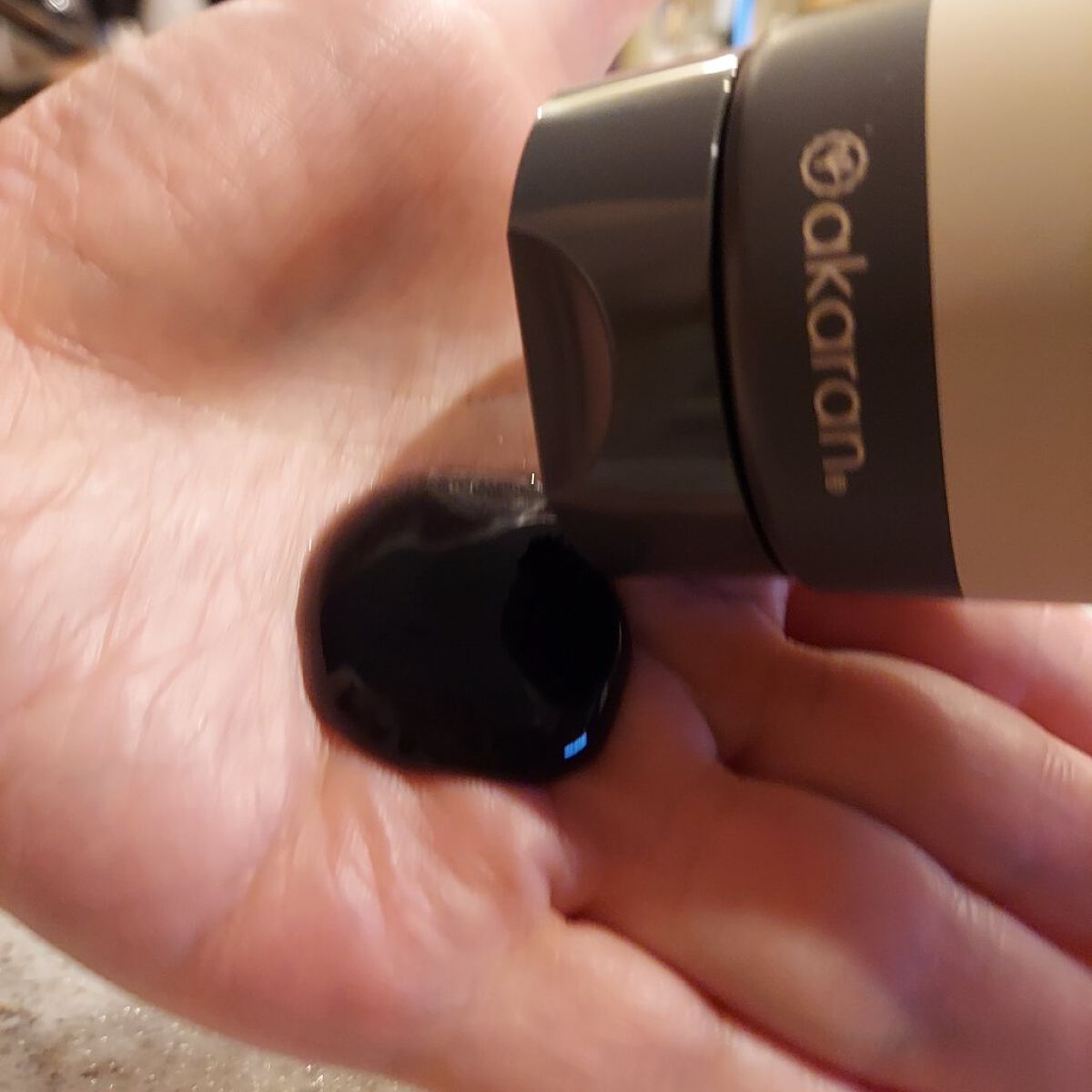 ブラックジェルクレンジング/.akaran/クレンジングジェルを使ったクチコミ（2枚目）