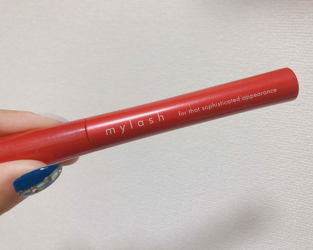 オペラ
マイラッシュ アドバンスト


センイとかは入っていないのにナチュラルにのびる！
ギザギザ動かしながらぬれば、ボリュームもそこそこにでる。
ただカール力がない。下がりまつ毛の人は厳しいかも。

ブラシが細くてすごい塗りやすい。下まつ