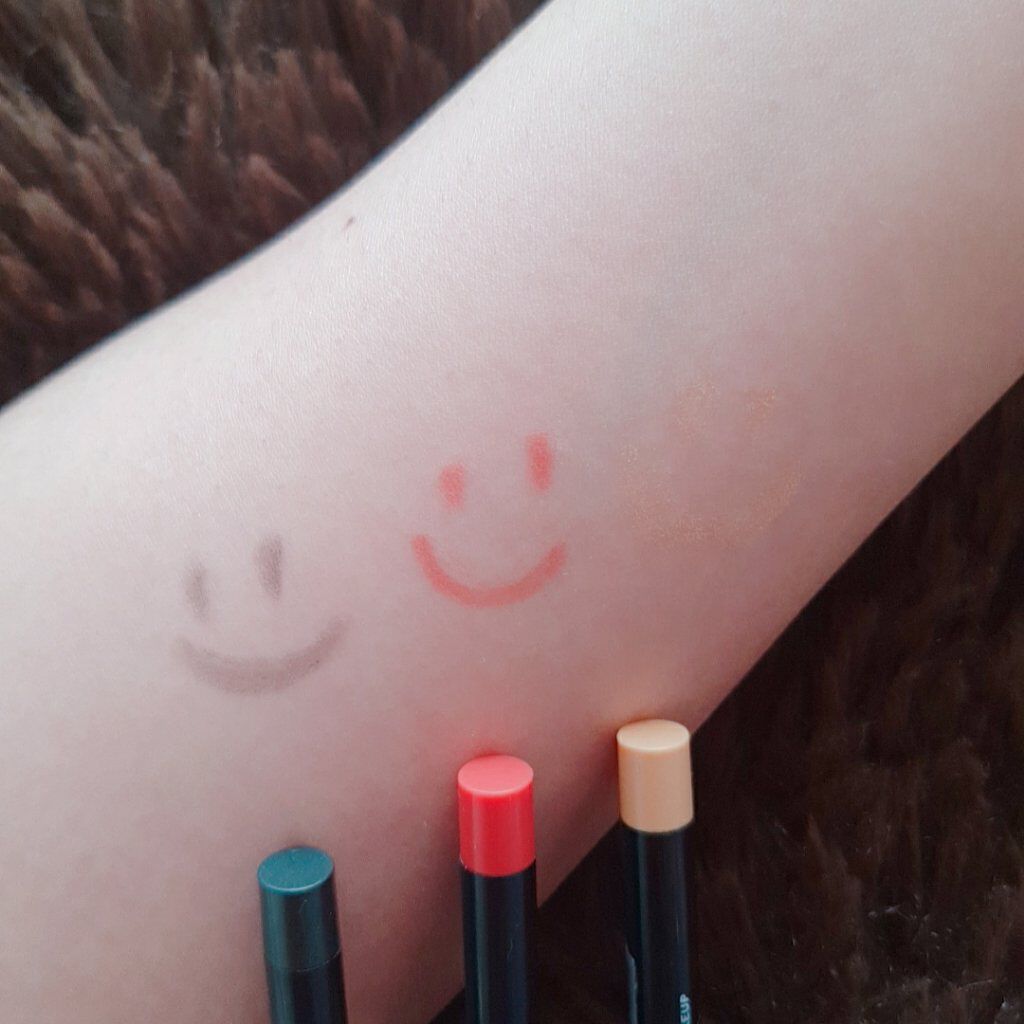 UR GLAM GEL EYELINER/U R GLAM/ジェルアイライナーを使ったクチコミ(3枚目)