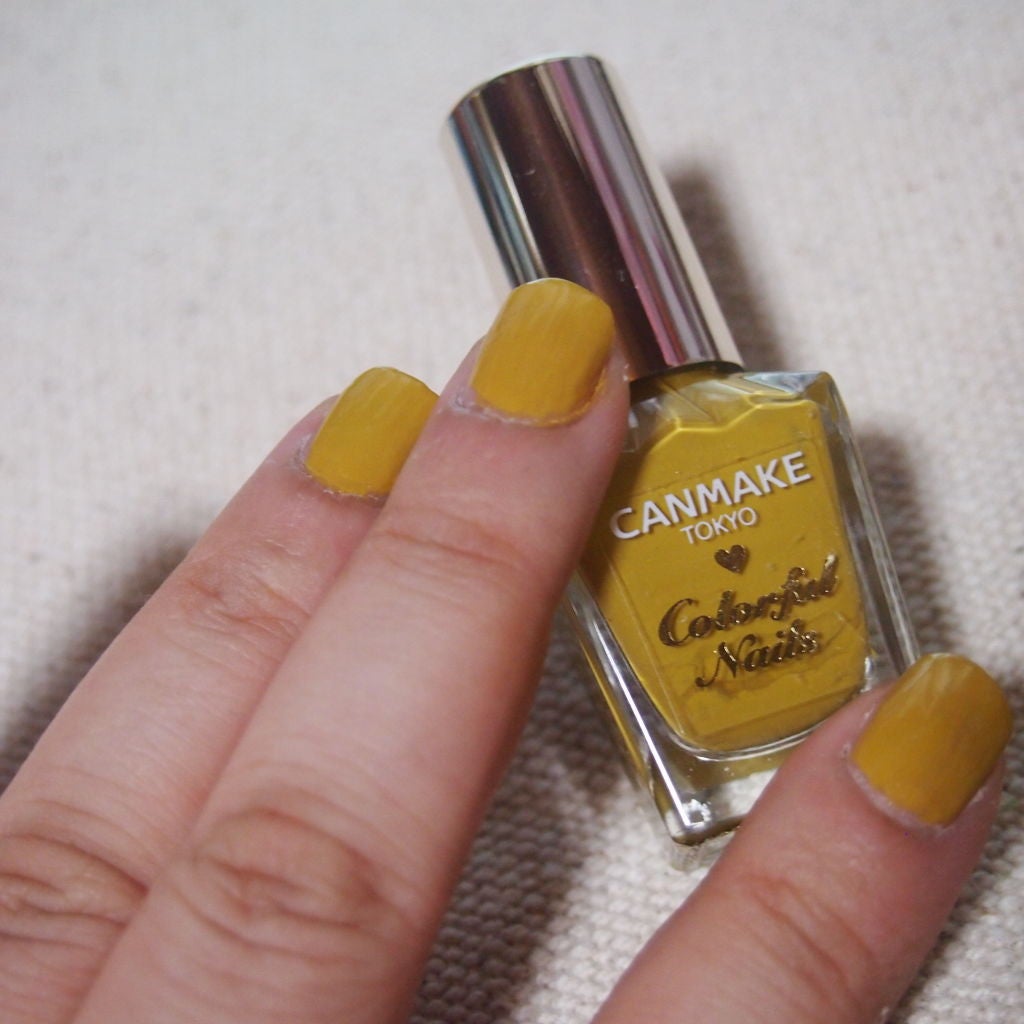 カラフルネイルズ/キャンメイク/マニキュアを使ったクチコミ(2枚目)
