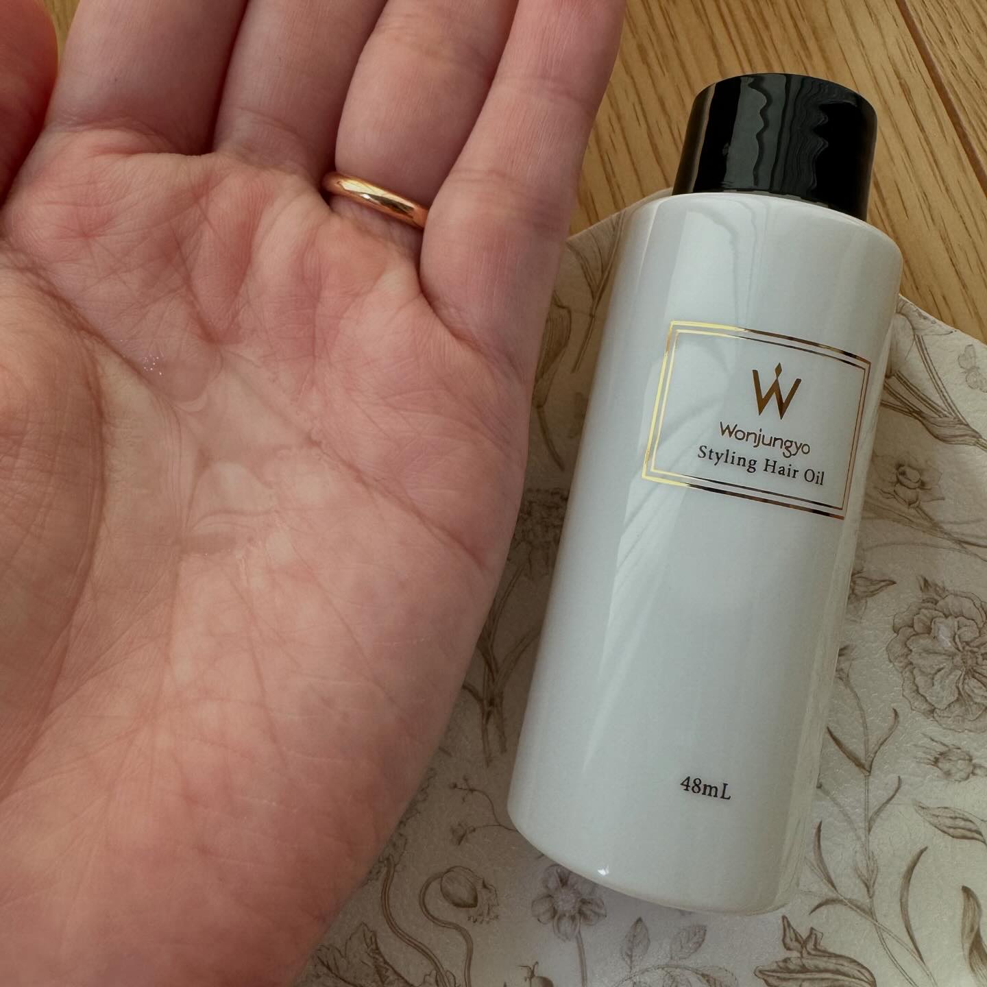 スタイリングヘアオイル/Wonjungyo/ヘアオイルを使ったクチコミ（3枚目）