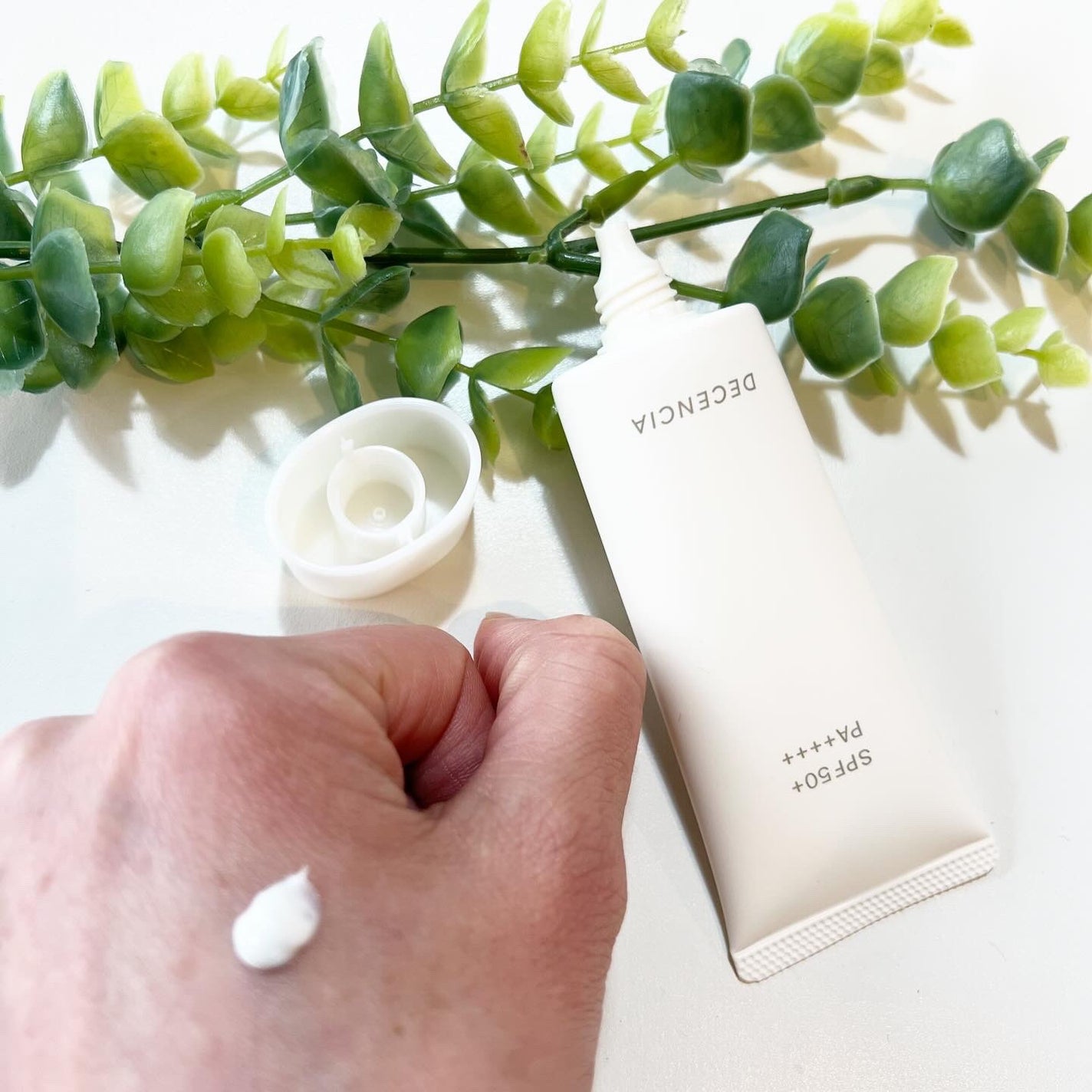 ディセンシア フローレス UVプロテクター/DECENCIA/日焼け止めローションを使ったクチコミ(3枚目)