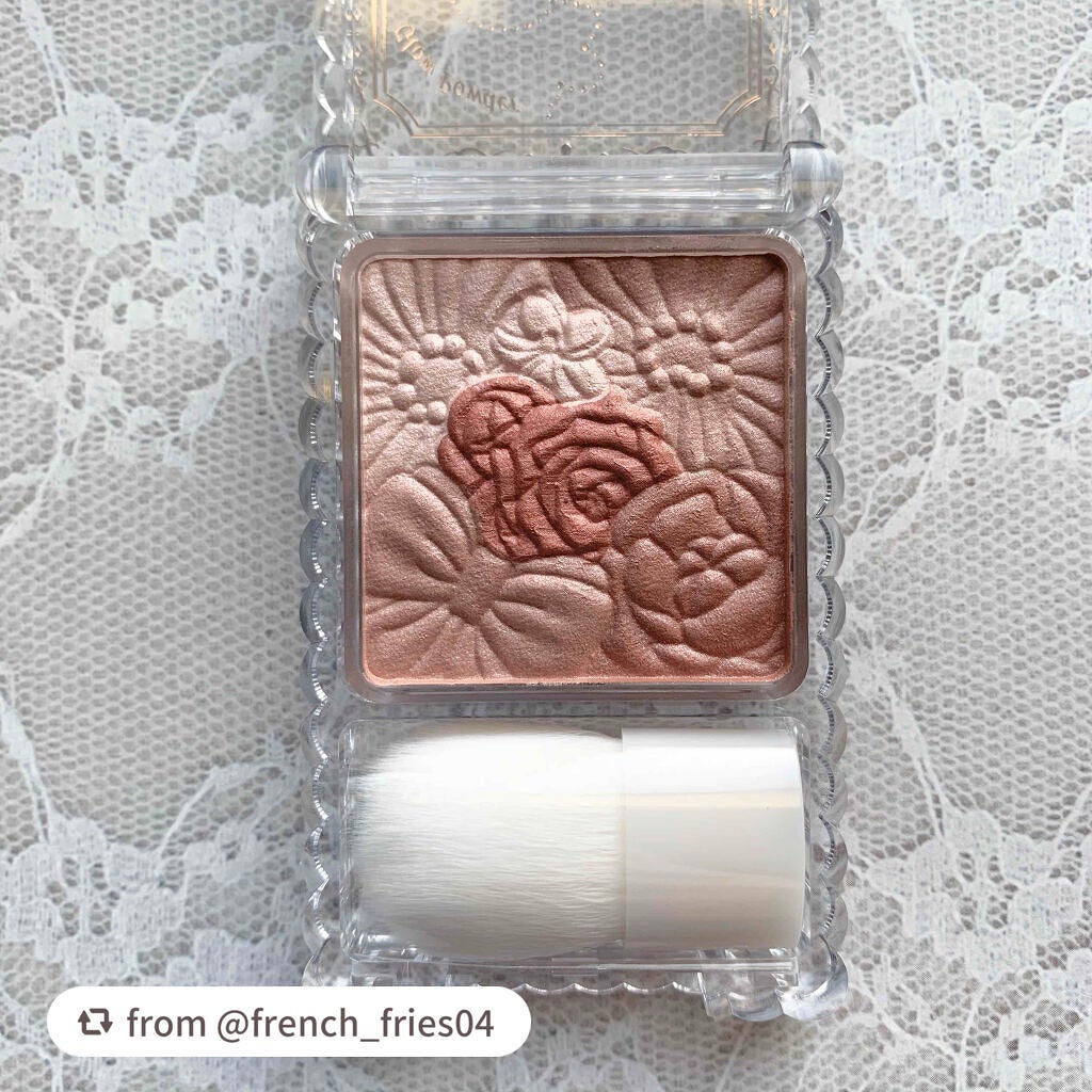 グロウフルールチークス/キャンメイク/パウダーチークを使ったクチコミ(2枚目)