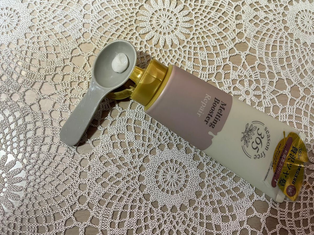 season free 365 リペア メルティングブースターのクチコミ「片手で開閉できるチューブタイプで使い易いです。馴染ませ
サラっとしたゆるめのテクスチャで髪に.....」（1枚目）