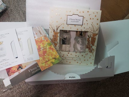 スウィートオスマンサス オードパルファン&リペアヘアオイル/Flora Notis JILL STUART/その他キットセットを使ったクチコミ(1枚目)