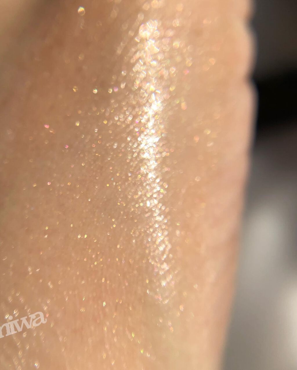 ボーム エサンシエル オー/CHANEL/スティックハイライトを使ったクチコミ（2枚目）