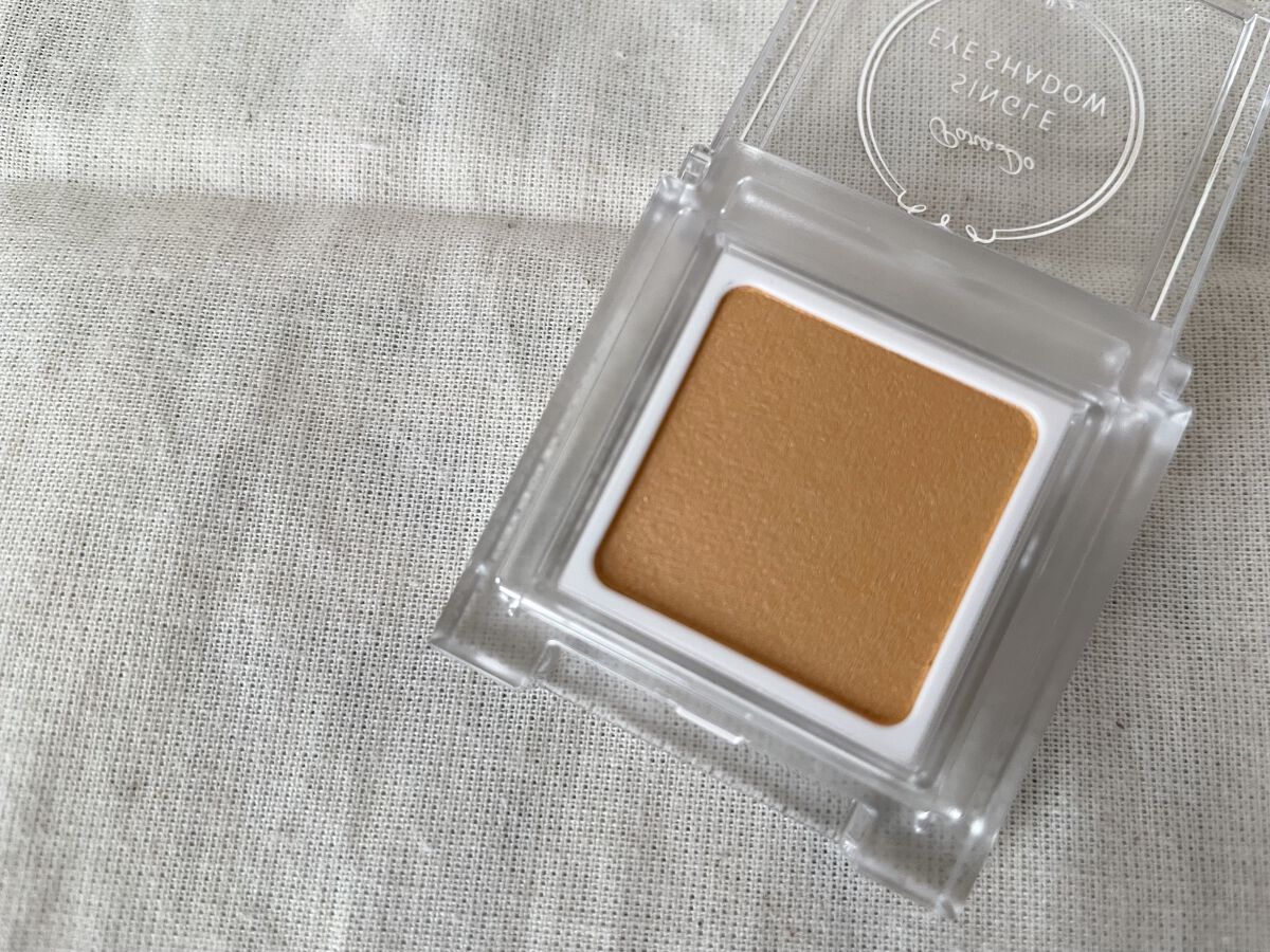 パラドゥ シングルアイシャドウ	 YE01 イエロー/パラドゥ/単色アイシャドウを使ったクチコミ（3枚目）