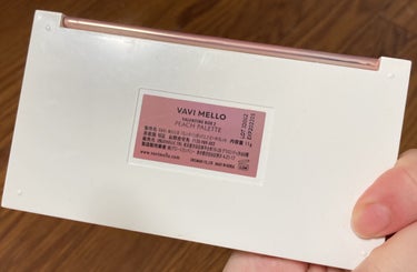 VAVI MELLO バレンタインボックス2 ピーチパレットのクチコミ「ピンクでキラキラが好きな人はぜひパレット開いてみて欲しい💓(*´-`)

うわー💓可愛いー💕💕.....」（3枚目）