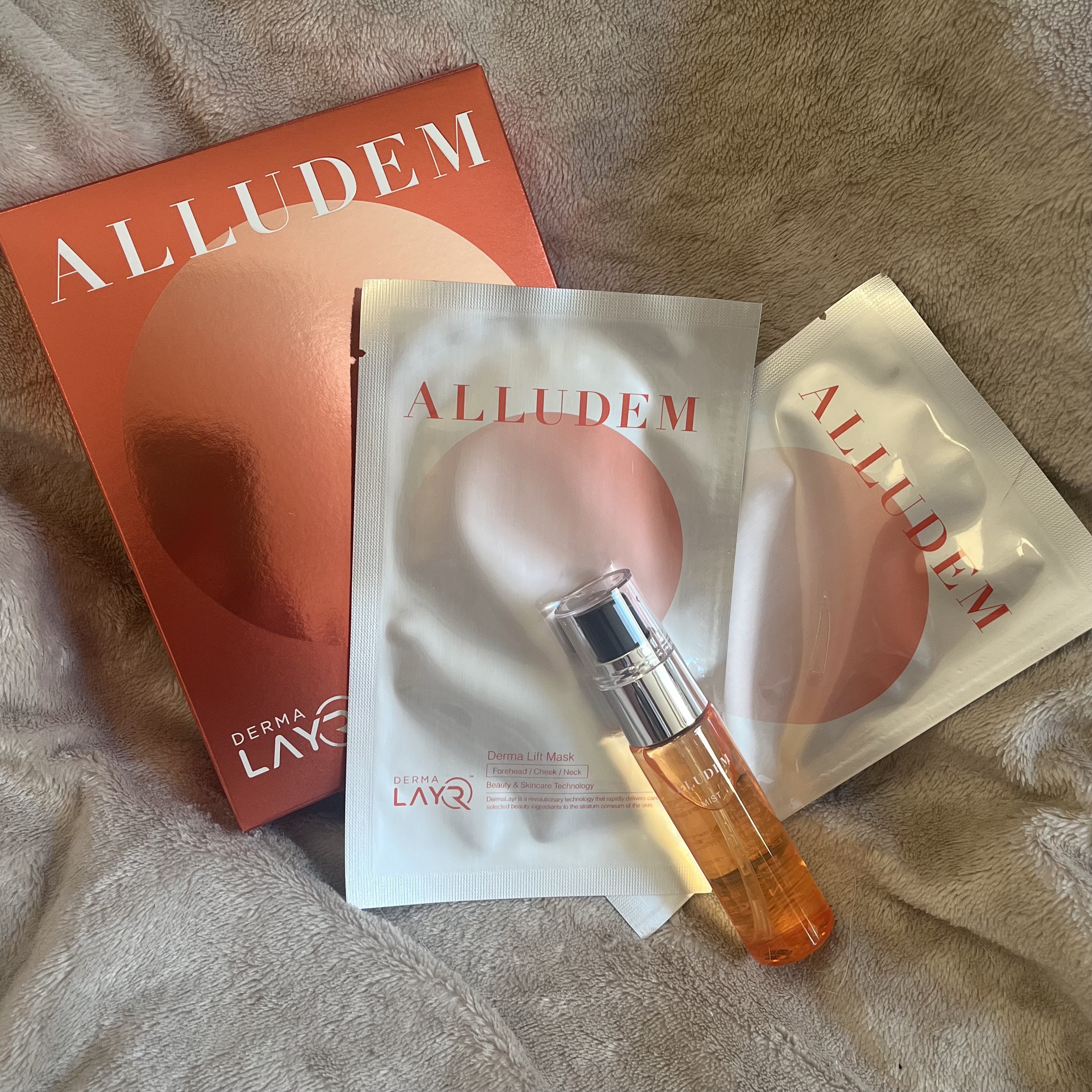 Derma Lift Mask/ALLUDEM/スキンケアキットを使ったクチコミ（1枚目）