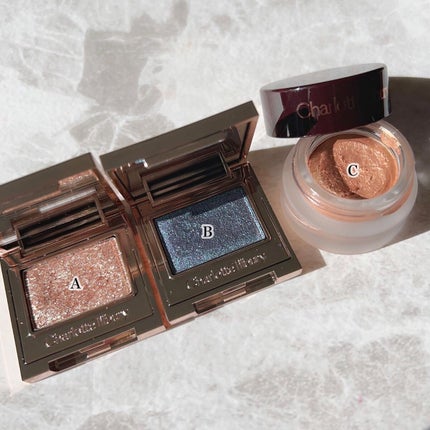 Eina on LIPS 「.#えいな毎日メイク.早速シャーロットのホリデーを使ってメイク..」(5枚目)