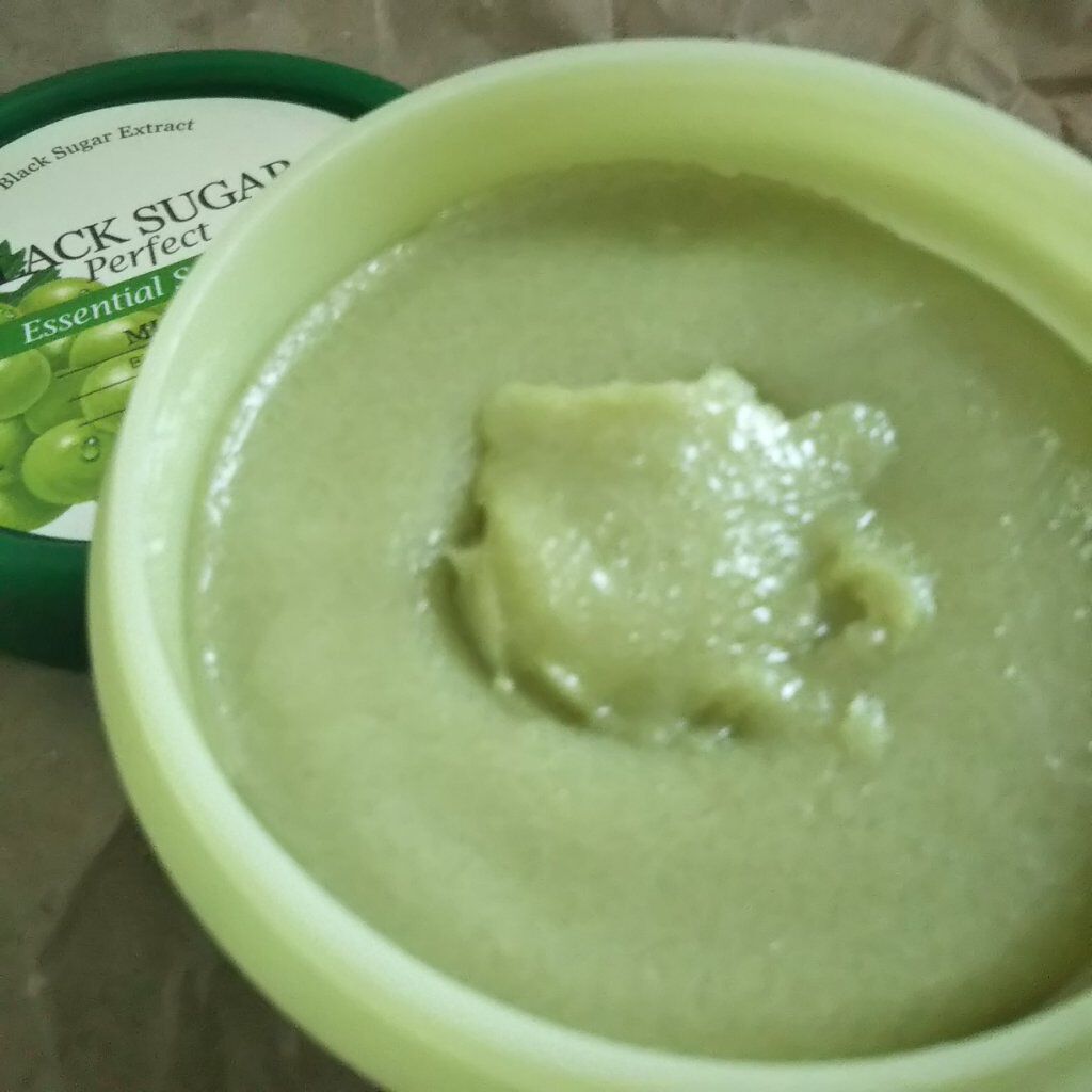 マスカット ハイドレーティング スージングジェル/SKINFOOD/ボディローションを使ったクチコミ（2枚目）