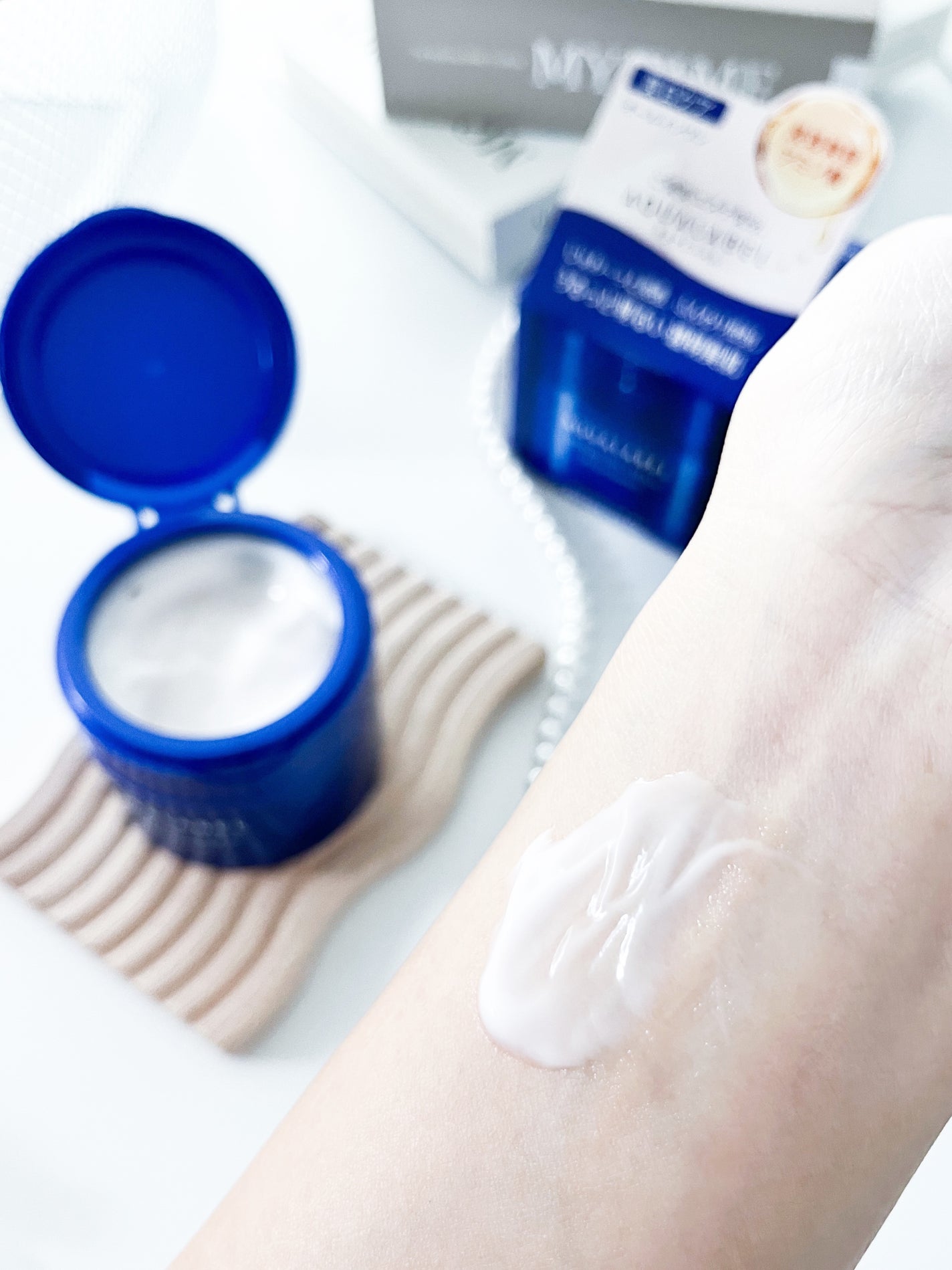 スペシャルジェルクリーム EX (ブライトニング) /アクアレーベル/オールインワン化粧品を使ったクチコミ(2枚目)