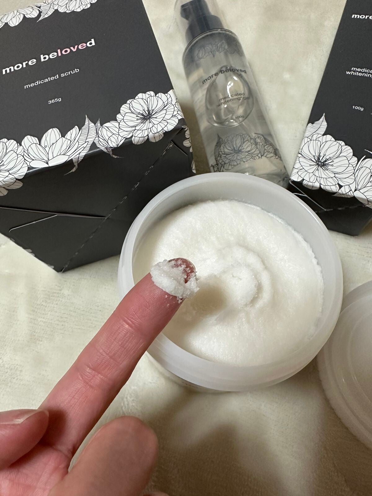 メディケイテッドスクラブ/more beloved/ボディスクラブを使ったクチコミ(2枚目)