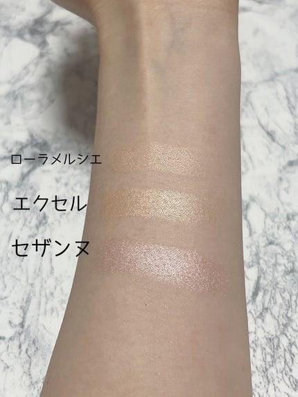 マットラディアンス ベイクドパウダー ハイライト01/ローラ メルシエ/パウダーハイライトを使ったクチコミ(3枚目)