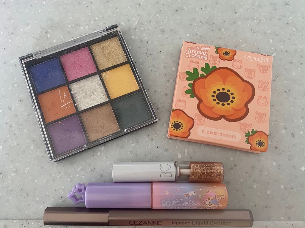 UR GLAM BLOOMING EYE COLOR PALETTE/U R GLAM/アイシャドウパレットを使ったクチコミ(1枚目)