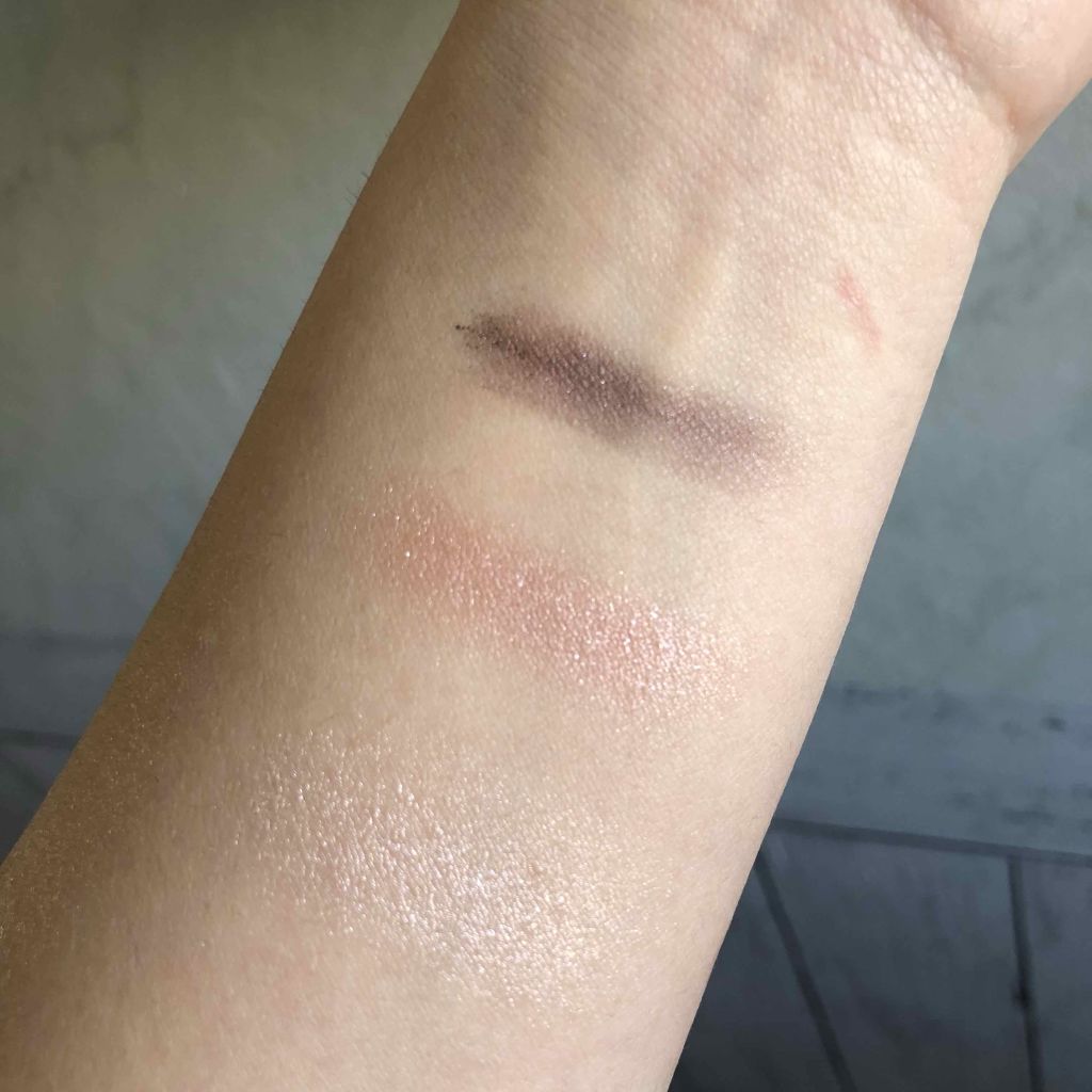 トーンアップアイシャドウ/CEZANNE/アイシャドウパレットを使ったクチコミ（3枚目）